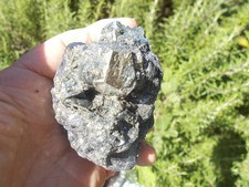 MINERALI R5 Pirite + Ematite Rio Marina (LI) cm.7 x cm.5 x cm.6