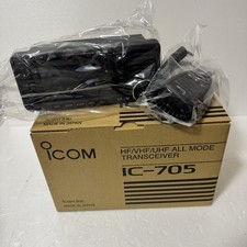 ICOM 705 HF/50/144/430MHz 10W Japan 100V con convertitore di potenza NTI-200