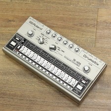 ROLAND TR-606 [221800]