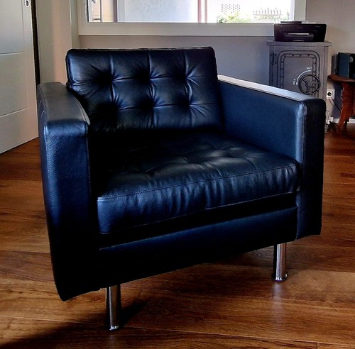 Poltrona pelle nera - pelle,
