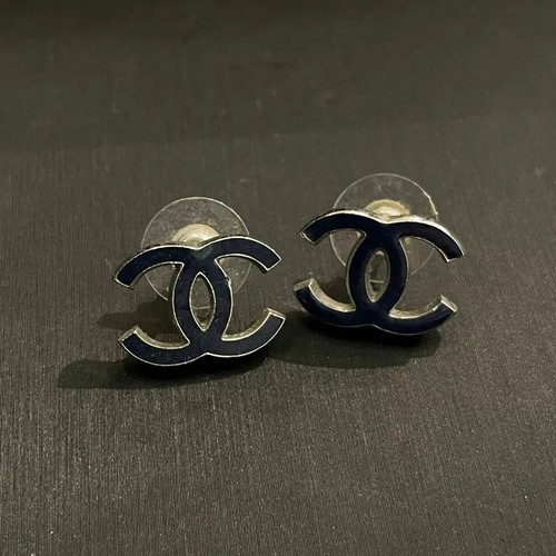 Orecchini con logo chanel - orecchini, cc