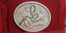 BASSORILIEVO OVALE Putti malati con fiori gesso alabastro colorato  Antichizzato
