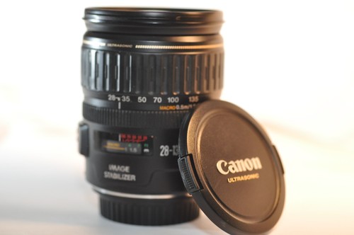 Canon eos 135 mm - ef,
