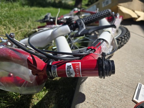 Rare 1996 marlboro unlimited - rare,