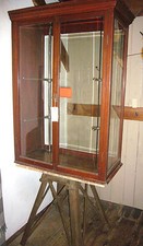 Vetrina bancone arredo negozio