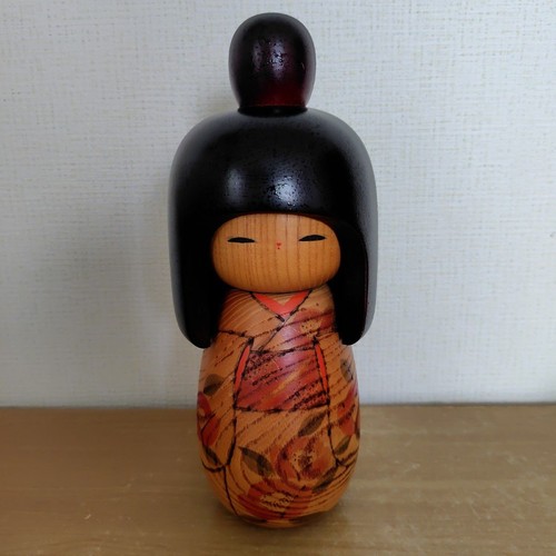 Bambola kokeshi creativa - kokeshi,