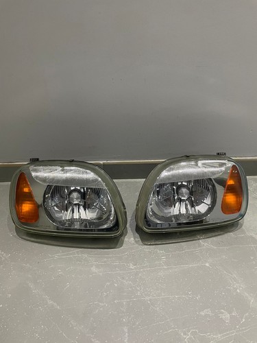 Fari anteriori nissan - dx, sx