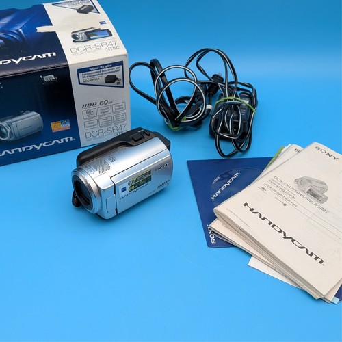Sony handycam dcr sr47 - handycam, silver