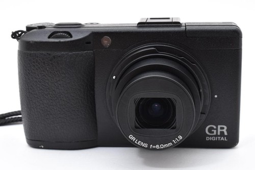 Fotocamera digitale compatta