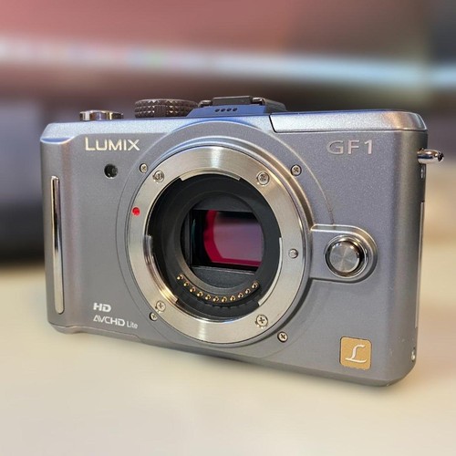 Kit fotocamera mirrorless