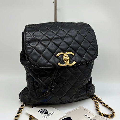 Chanel quilted backpack black - quilted,