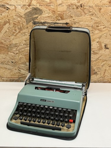 Macchina scrivere vintage - scrivere,