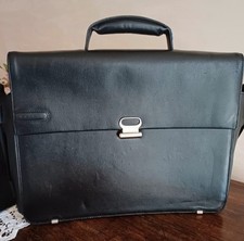 Cartella In Pelle nera Piquadro con scomparti interni - Spedizione 24H 