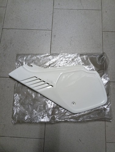 Aprilia 8230081 fianchetto - aprilia,