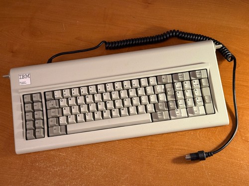 Tastiera vintage ibm - tastiera, modello