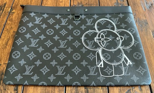 Louis vuitton monogram - louis,