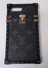LOUIS VUITTON Monogram Trunk