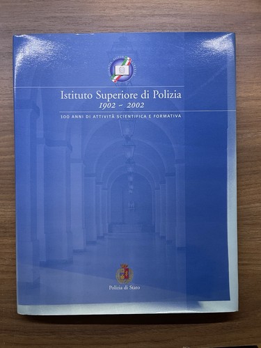 Libro istituto superiore - libro,