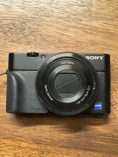 Fotocamera digitale compatta