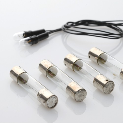 Kit 140 lampade - /, /