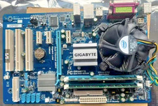 GIGABYTE GA-P41-ES3G + Core2Quad Q9300 + 4GB RAM Bundle