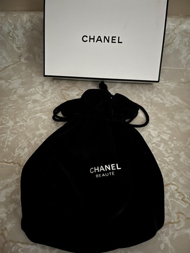 Chanel borsa nera per - chanel, trucco