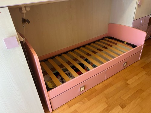 Struttura letto singolo rosa