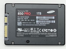Samsung 850 Pro o 860 Pro SSD da 1 TB con cancellazione DOD e CrystalDiskInfo 90%+ buono