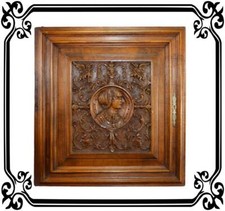 Armadio antico francese gotico