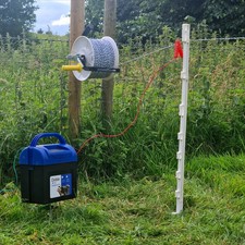 Recinzione Elettrica Kit 500m 9v Batteria Energizzante & Mulinello + Filo & 20x