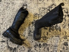 Dr. Martens Audrick 20I Boot