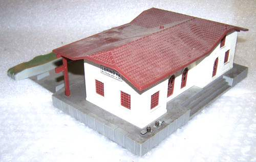 Stazione con campanella - h0,