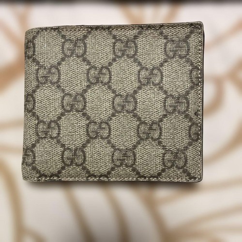 Gucci pattern fold - gg,