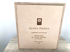 Cassa vuota in legno per vino