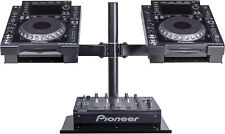 HEADLINER LA AVALON STAND