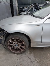 Parafango anteriore sx BMW 120D anno 2005 cod motore 204D4 modello E87
