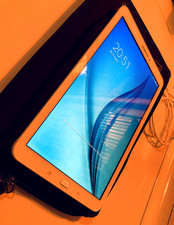 Android Samsung Galazy Tab E -