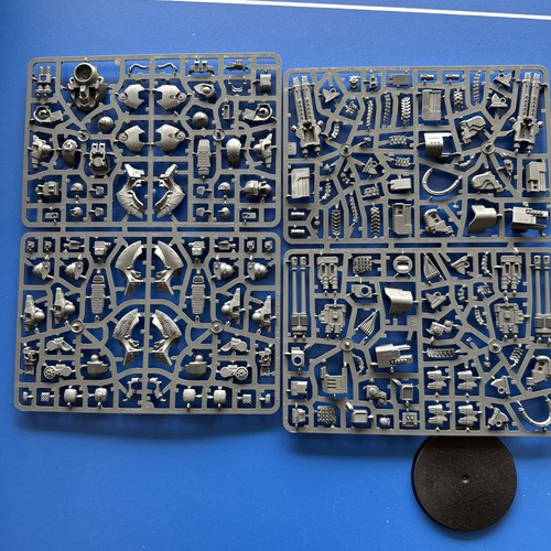Warhammer 000 horus - 30.000, eresia