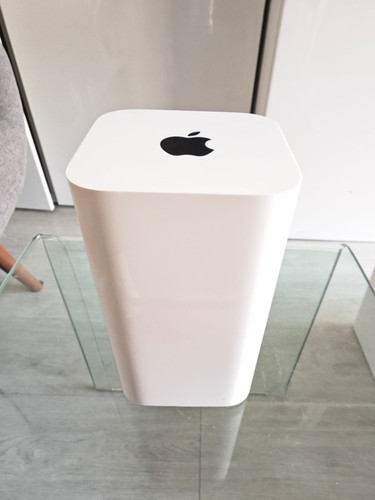 Apple airport extreme - extreme, base