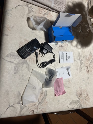 Brondi king dual - sim,