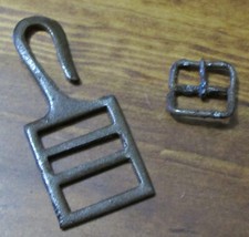 WW1  FIBBIA  ITA   PER SPALLACCI E ARDIGLIONE CAMPANELLA PER TASCAPANE MOD. 1907