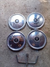 FIAT 600 ,KIT 4 COPPE COPRIRUOTA ORIGINALI