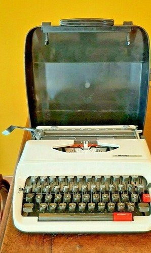 Macchina scrivere portatile - scrivere,