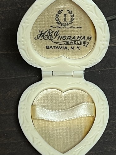 Rara scatola anello cuore - , 1,5"