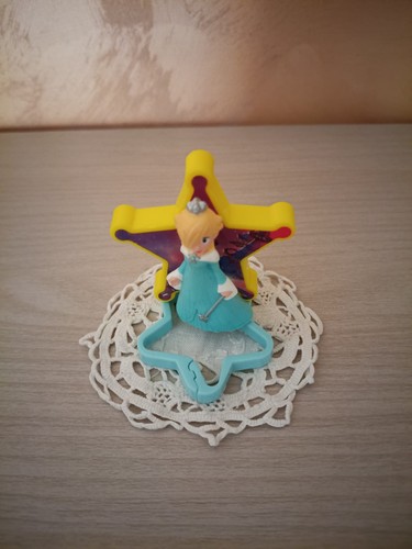 Personaggio rosalinda - "rosalinda",