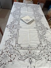 Tovaglia VINTAGE puro cotone ricamata a mano dim. cm. 170x265 con 12 tovaglioli