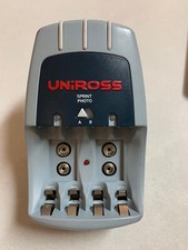 Caricabatteria Uniross 240V