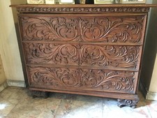 CANTERANO DEL '600 XVII SECOLO IN NOCE CON INTAGLI A VOLUTE E 3 CASSETTI INTERNI