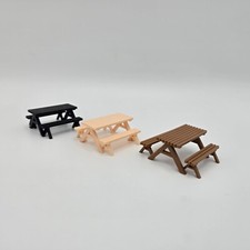 O Gauge Picnic Benches/Pub