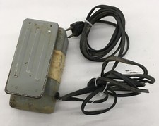  Pedale comando a pedale per